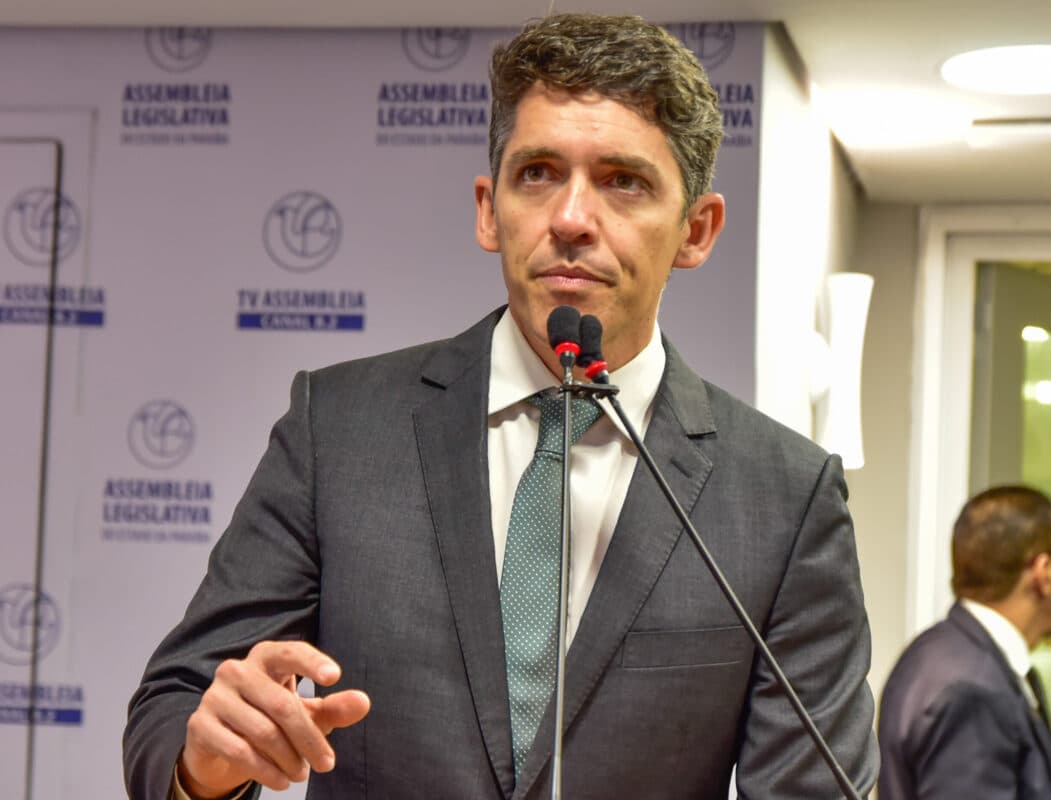 Tovar Correia Lima anuncia candidatura a prefeito de Campina Grande em 2028