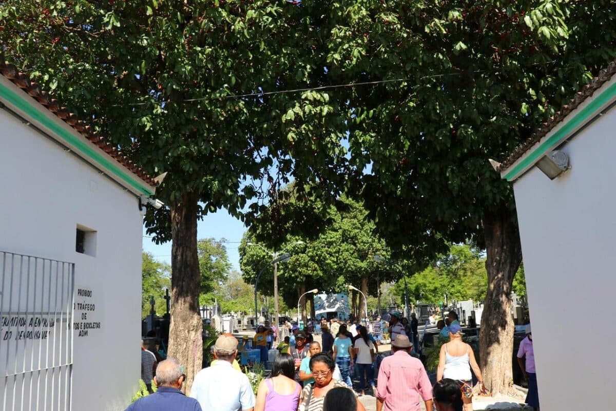 Prefeitura vai conceder cemitérios de João Pessoa para parcerias público-privada e lançará edital em breve