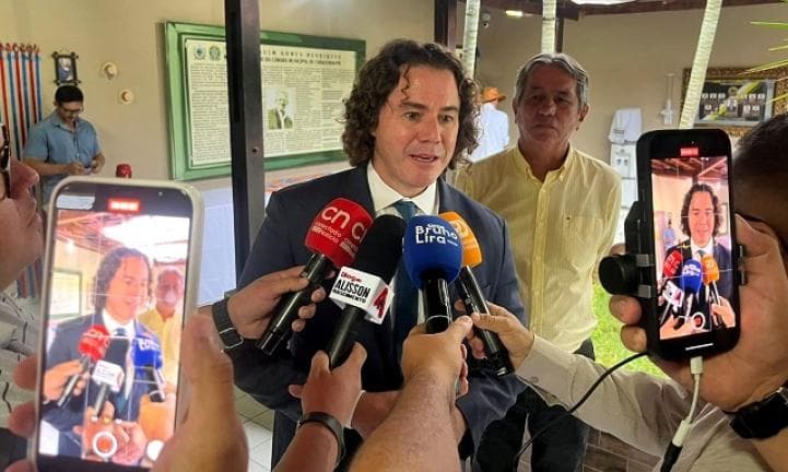 Veneziano articula R$ 7,8 milhões em patrocínios para o Maior São João do Mundo, em Campina Grande