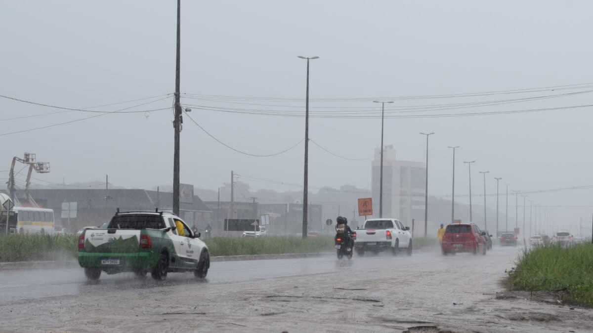 Inmet renova alerta de até 50 mm de chuva para litoral sul da Paraíba
