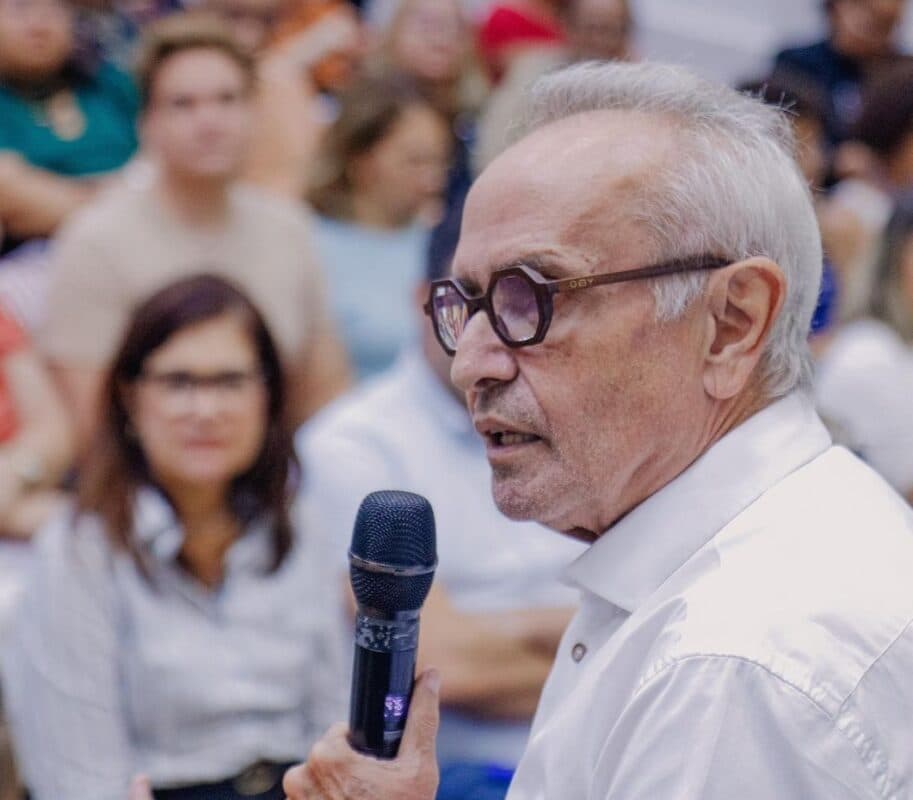 Cícero Lucena nega ter pressionado João Azevêdo para definição do candidato ao governo, mas diz que "já demorou demais"