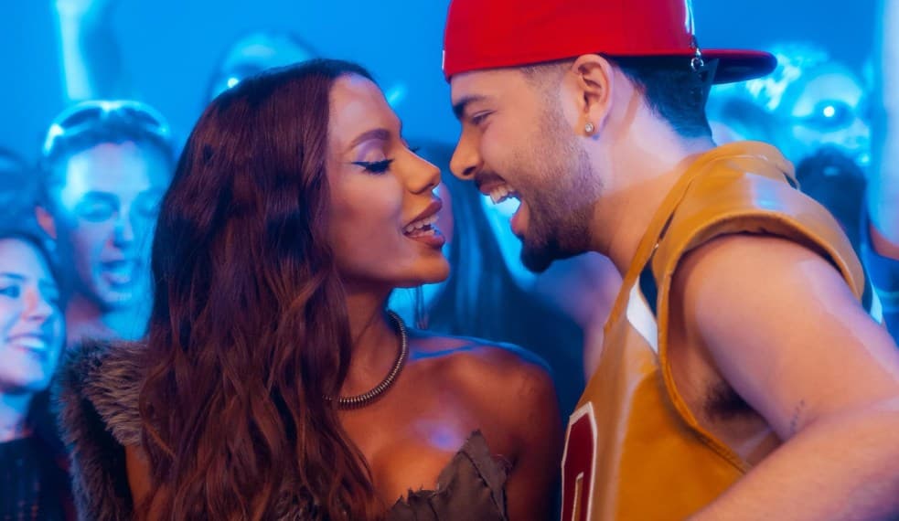 Anitta cancela show no Maior São João do Mundo em Campina Grande