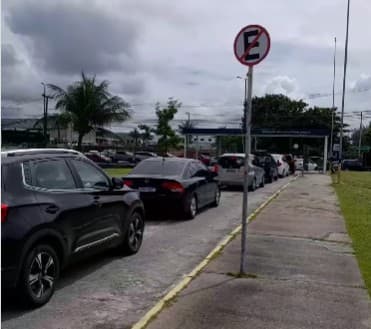 Bloqueio total de trecho da BR-230 entre João Pessoa e Cabedelo causa congestionamento
