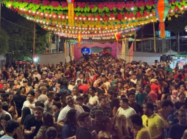 Prefeitura de Patos anuncia Johnny Cortez, ex-cantor da Limão com Mel, como atração do Forró dos Namorados