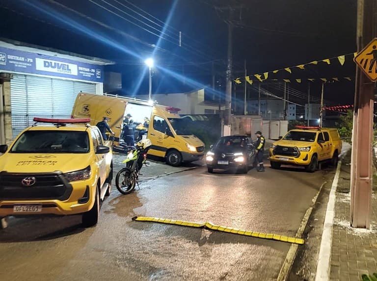 Seis motoristas são conduzidos à delegacia e outros 130 autuados durante operação Lei Seca na Paraíba