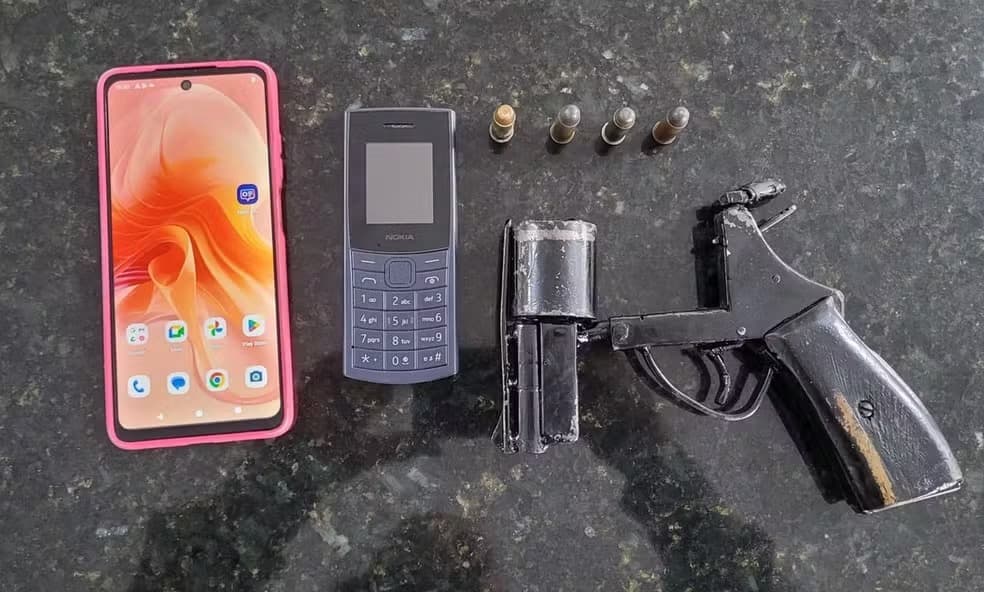 Neto invade casa dos avós, faz ameaças, rouba idosos e é baleado em troca de tiros com a polícia em Natal