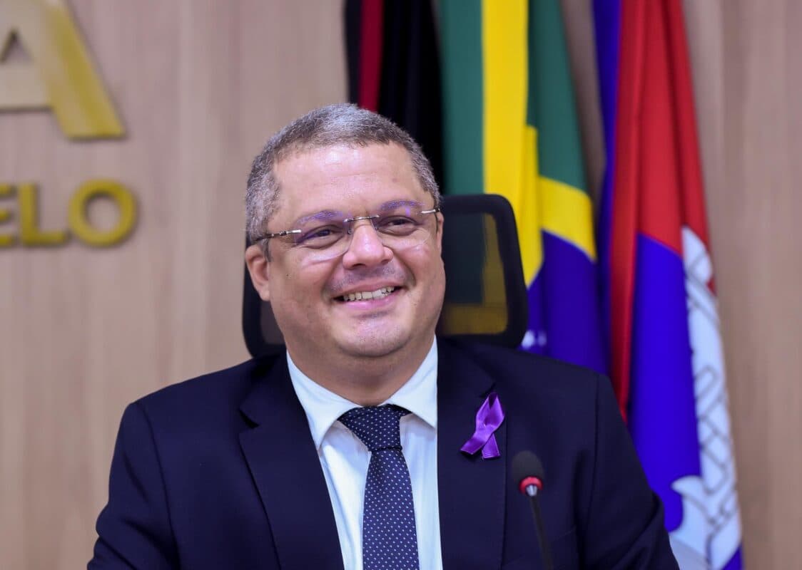 Câmara de Cabedelo paga primeira parcela do 13° salário nesta sexta-feira