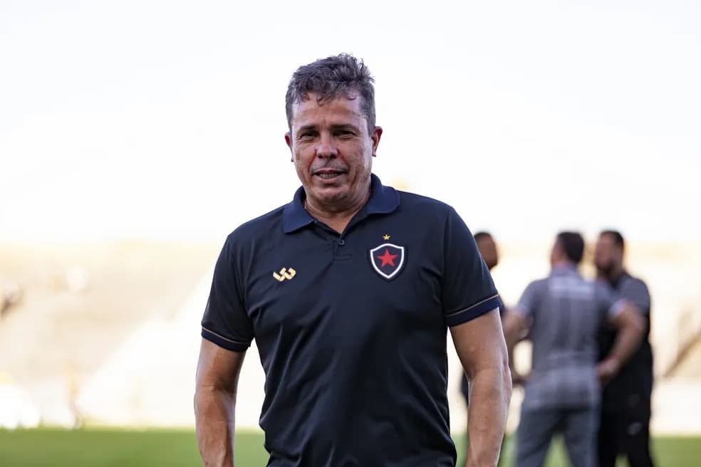 Botafogo-PB anuncia retorno do técnico Evaristo Piza