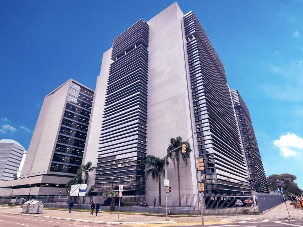 TJ-RS demite juíza por uso de despachos 'em lote' e desarquivamentos irregulares