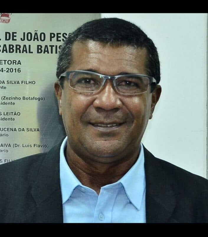 Morre jornalista Abelardo Oliveira vítima de infarto