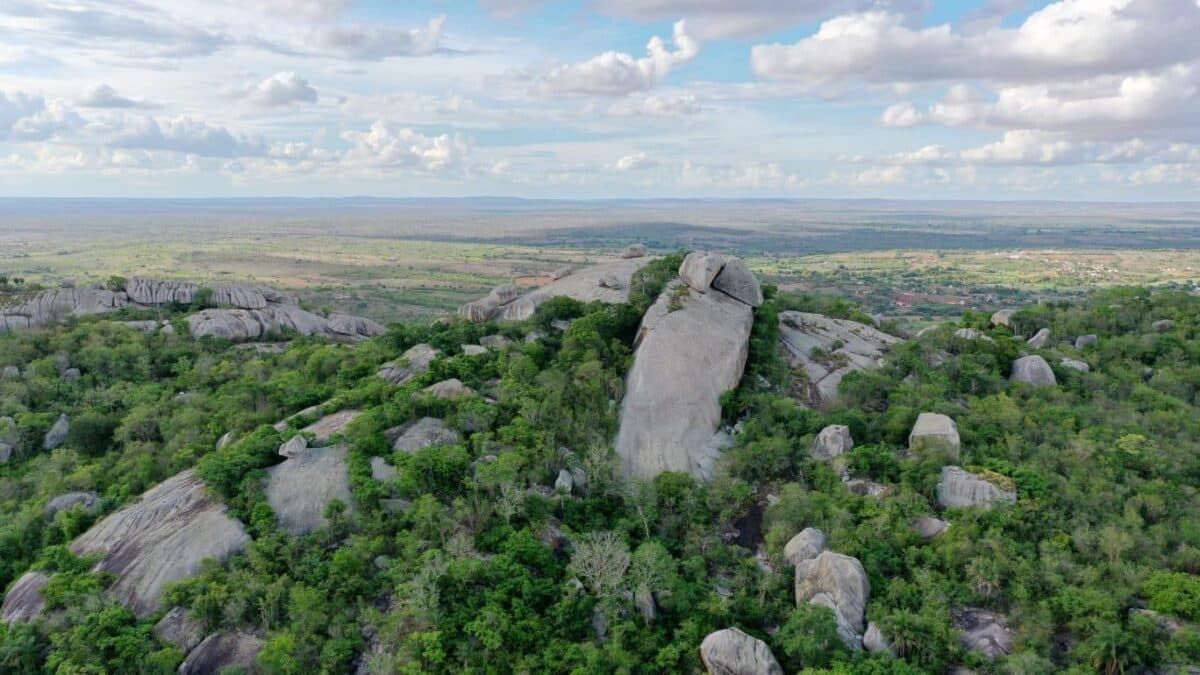 Serra do Bodopitá, em Fagundes, passa a ser Patrimônio Cultural, Turístico e Imaterial da Paraíba
