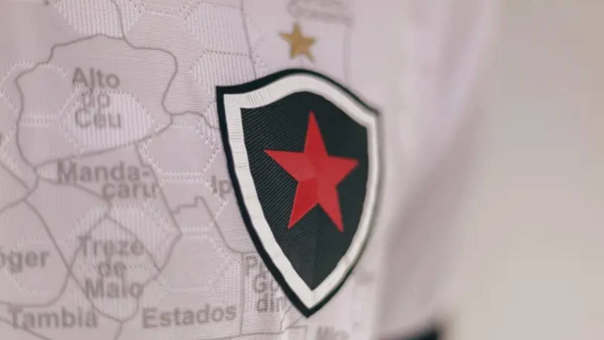 Botafogo-PB inclui estrela vermelha como escudo alternativo em seu estatuto