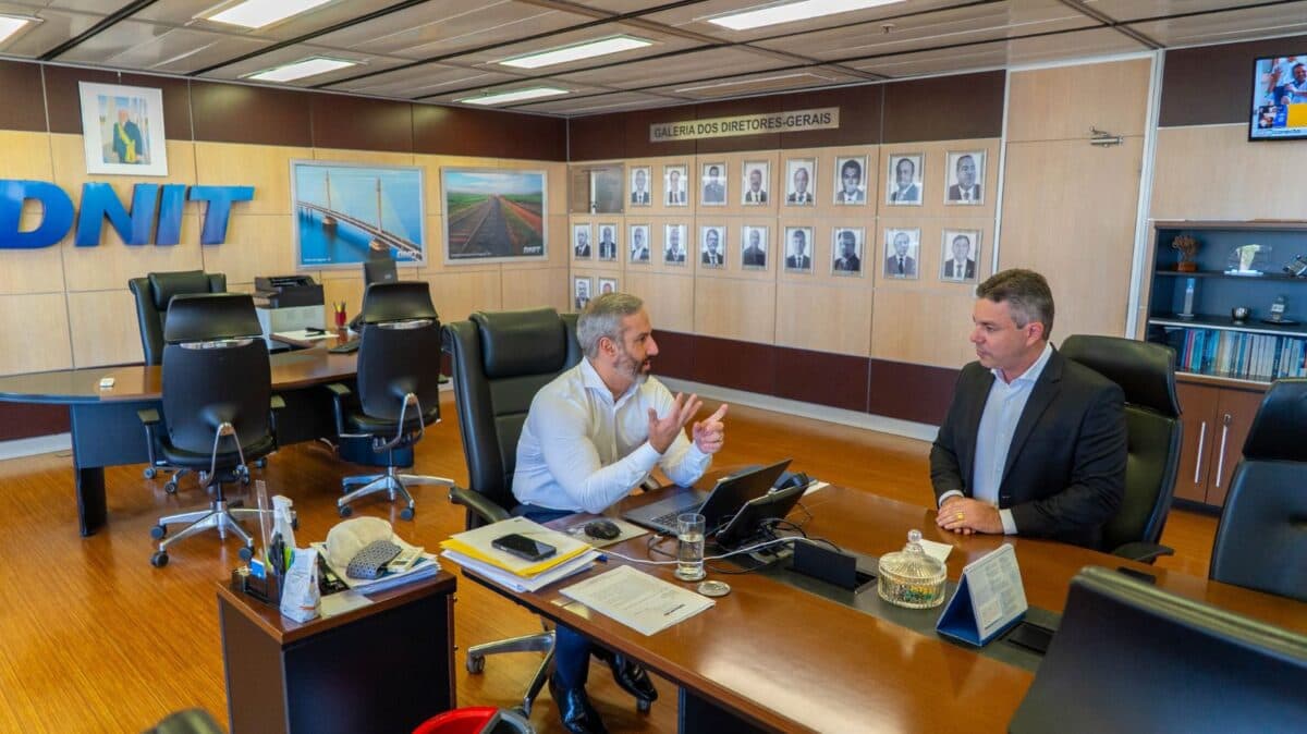 Prefeito de Cabedelo cobra celeridade na conclusão da BR-230 em reunião com direção nacional do DNIT