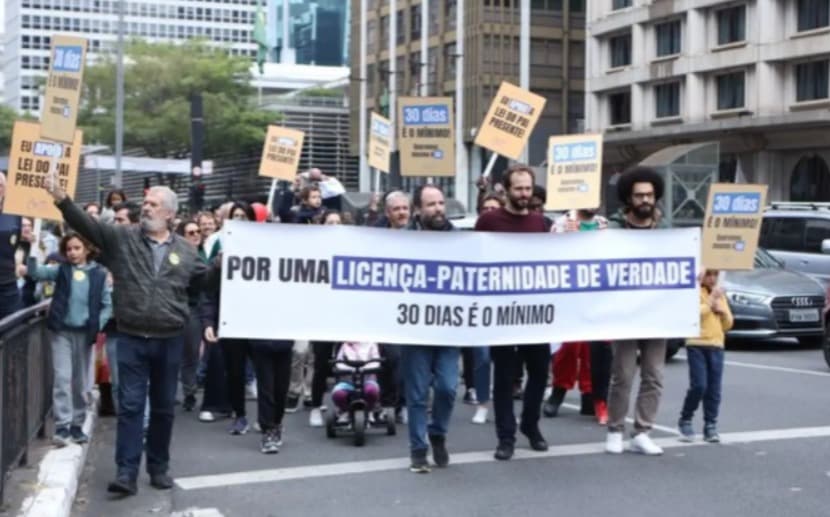 Câmara deve votar ampliação da licença-paternidade de cinco para 15 dias; 76% dos brasileiros apoiam