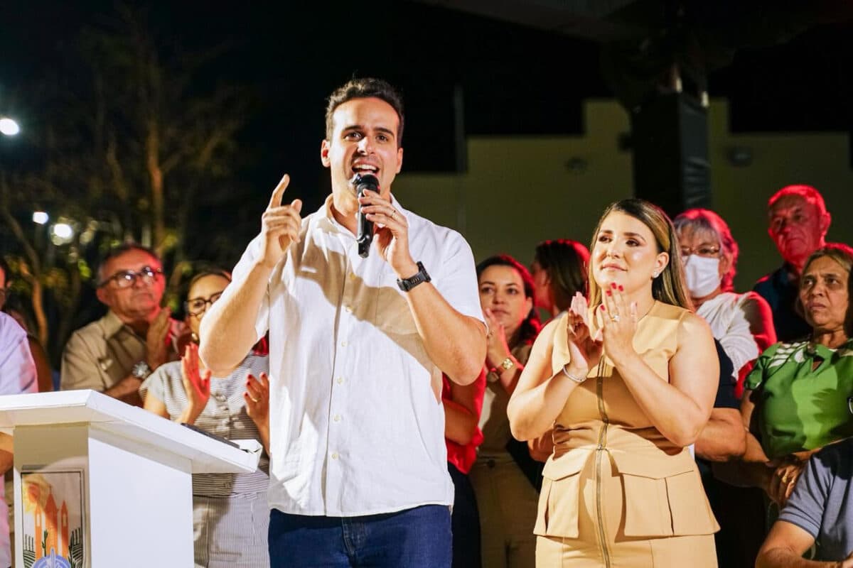 No Sertão, Lucas Ribeiro inaugura novo Polo de Ração Subsidiada e visita 1ª Expo Paulista