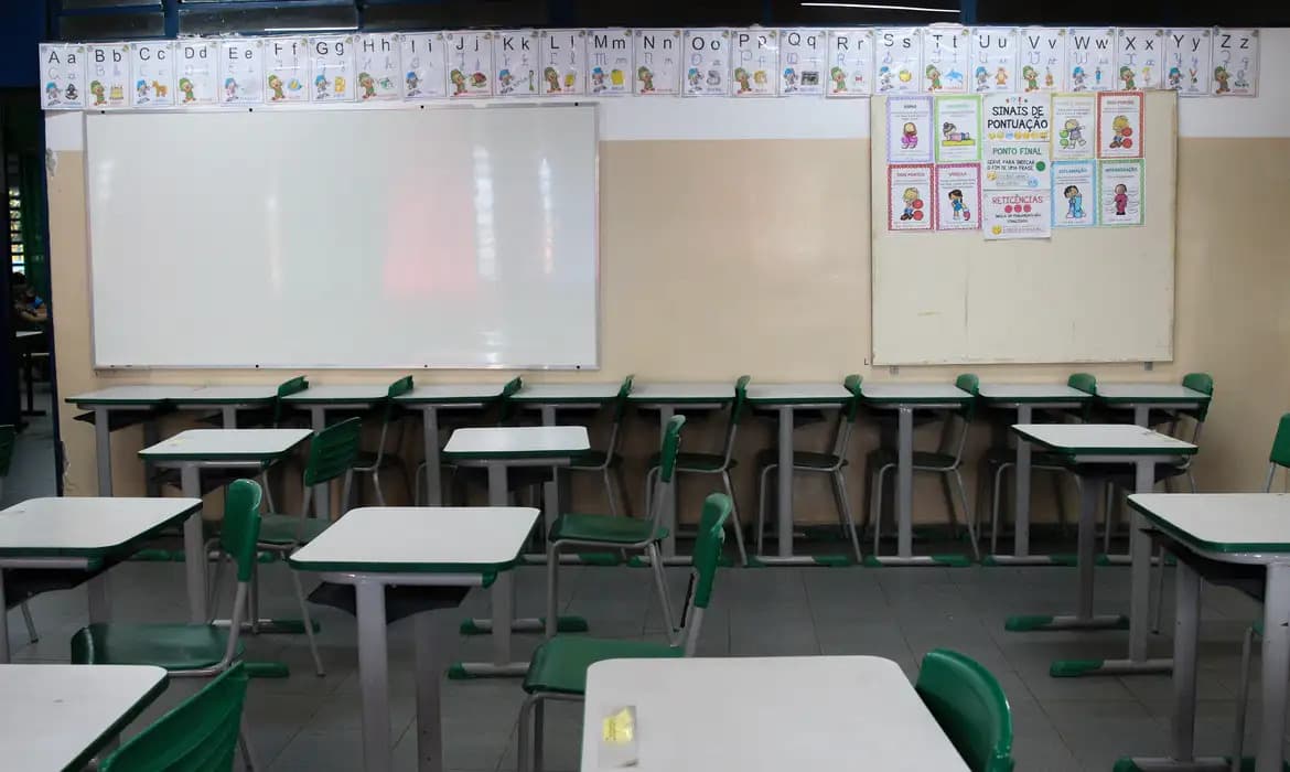 Superintendente do Procon da Paraíba alerta sobre pré-matrículas em escolas particulares: "tem que haver alguma vantagem para o consumidor"