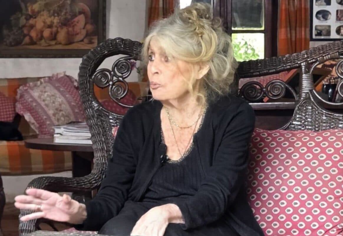 Aos 91 anos, atriz Brigitte Bardot é hospitalizada e tem estado de saúde "preocupante"
