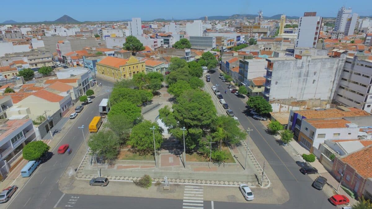 Clima de deserto: umidade relativa do ar pode chegar a 12% hoje em mais de 80 cidades da Paraíba