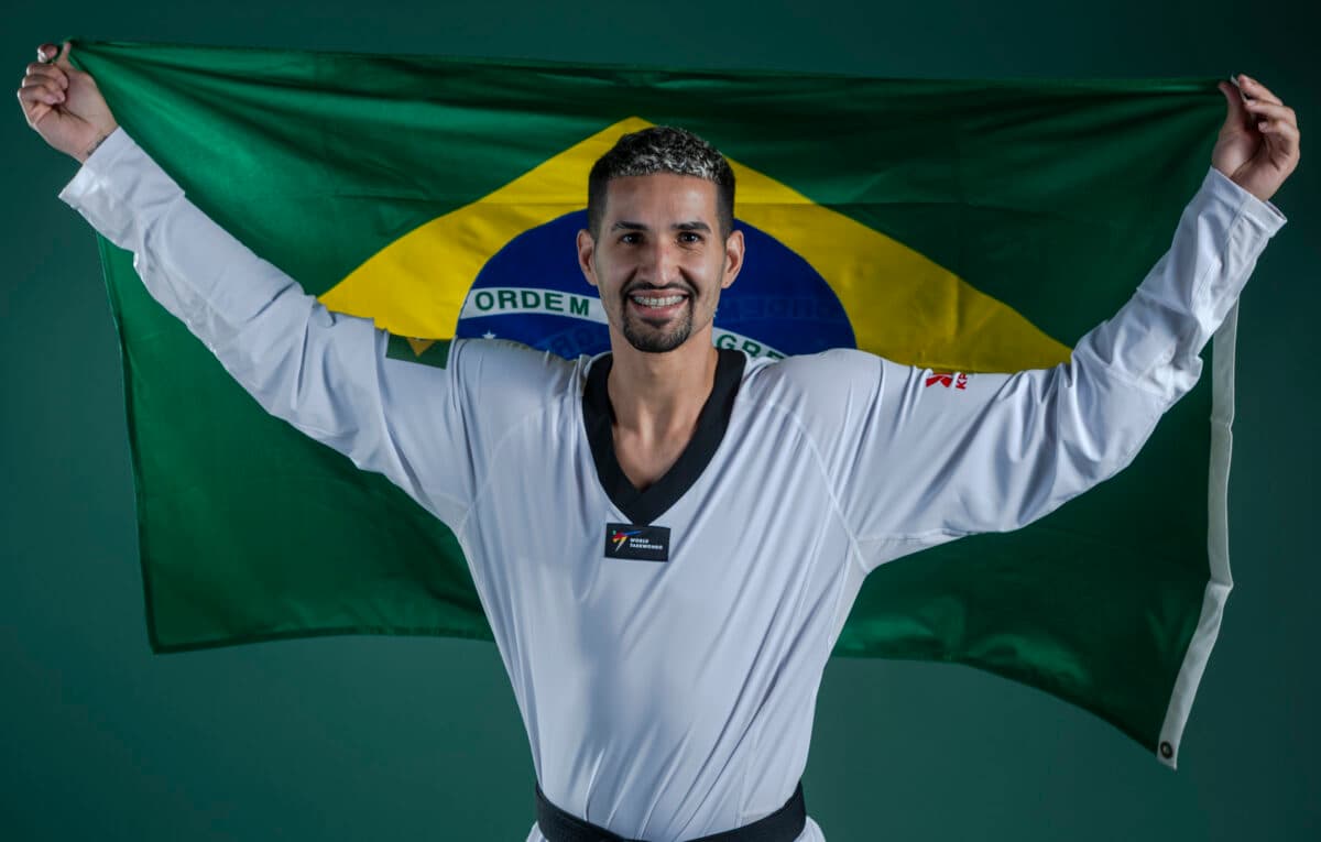 Paraibano é vice-campeão mundial de taekwondo e Brasil tem pódio inédito