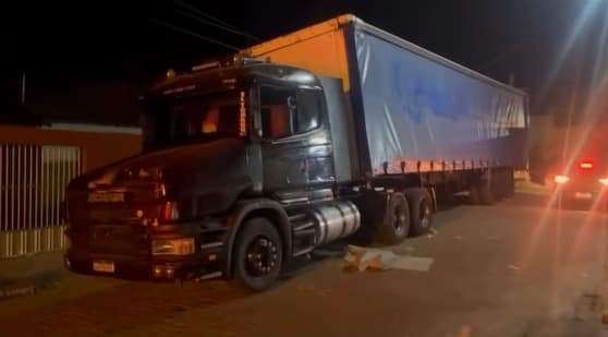 Dupla é presa e carga de cerveja avaliada em mais de R$ 200 mil é recuperada no Sertão da Paraíba