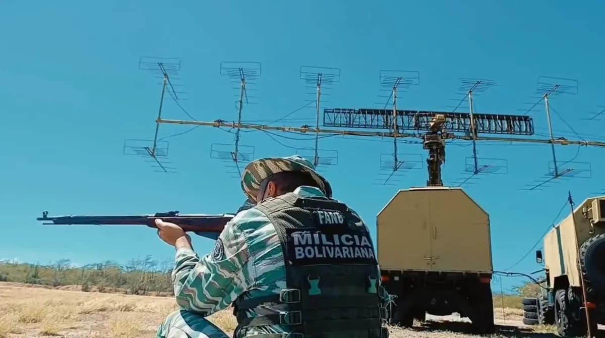 Venezuela faz demonstração de força em resposta à presença militar dos EUA