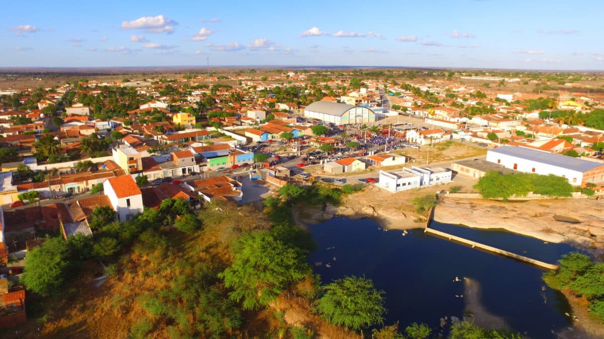 Prefeitura de São Vicente do Seridó desembolsa R$ 350 mil com show de Taty Girl