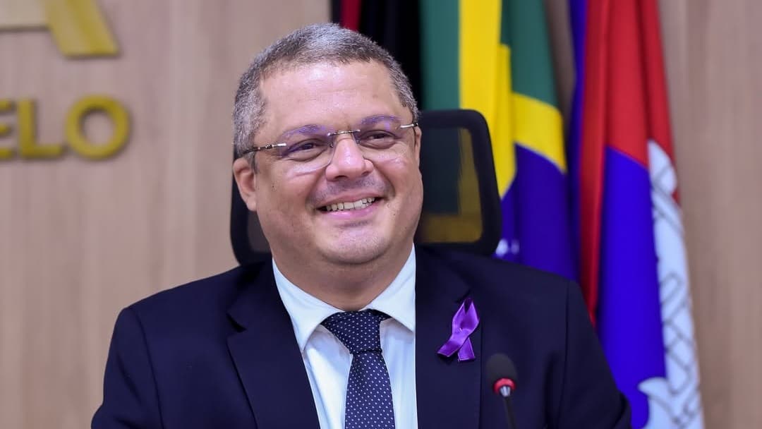 Edvaldo Neto assume gestão de Cabedelo; saiba quem é o prefeito interino