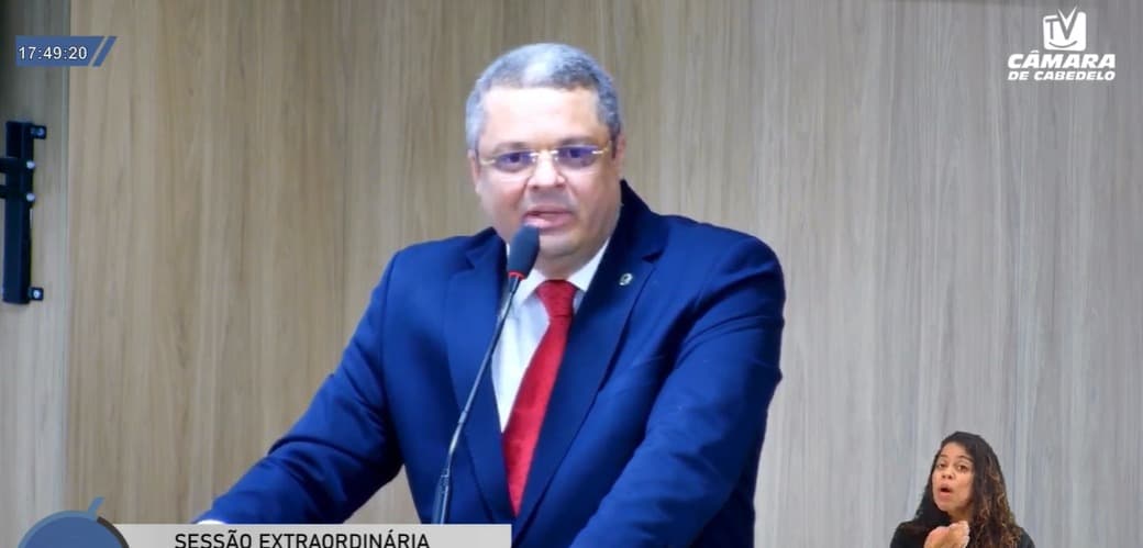 Prefeito interino, Edvaldo Neto, tranquiliza servidores da Prefeitura de Cabedelo e garante que "não haverá caça às bruxas"