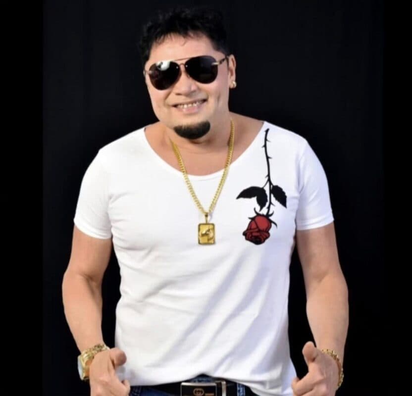 Cantor Ray Douglas, ícone do brega, morre aos 68 anos no Maranhão