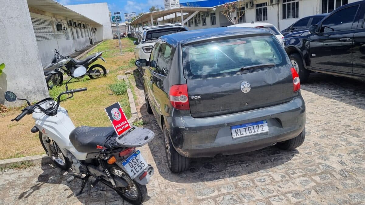 Quatro adolescentes são apreendidos suspeitos de praticarem assaltos, em João Pessoa