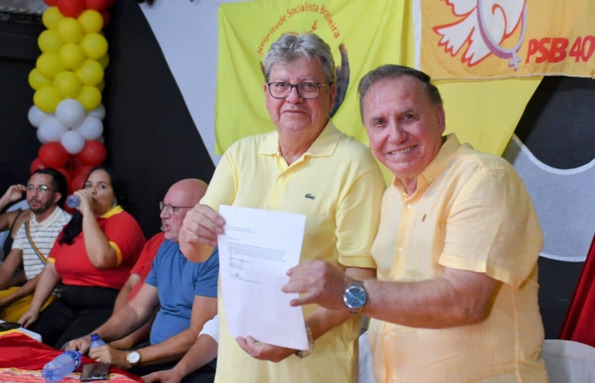 Novo presidente do PSB, Ronaldo Barbosa cobra coerência de Leo Bezerra