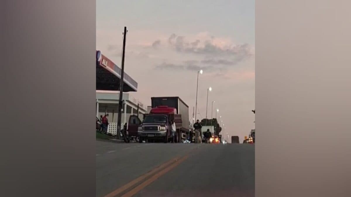 Homem morre atropelado na BR-101 em Mamanguape