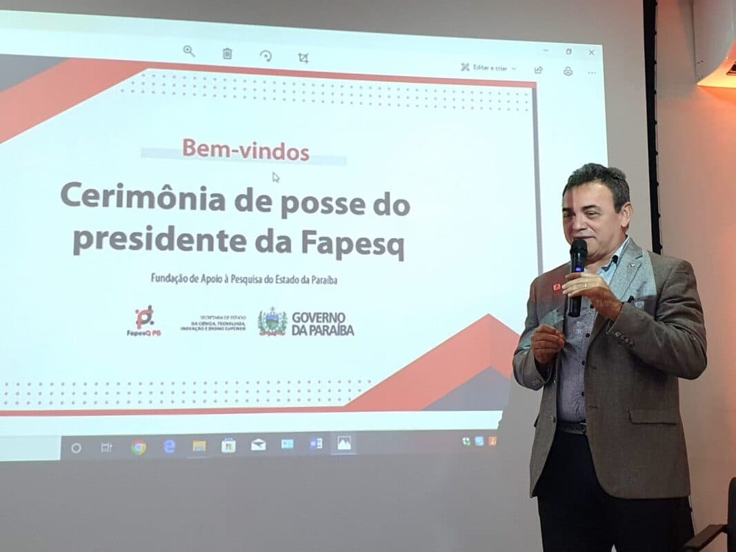 Governador exonera ex-reitor da UEPB na Fapesq e Amílcar Rabelo assume o posto