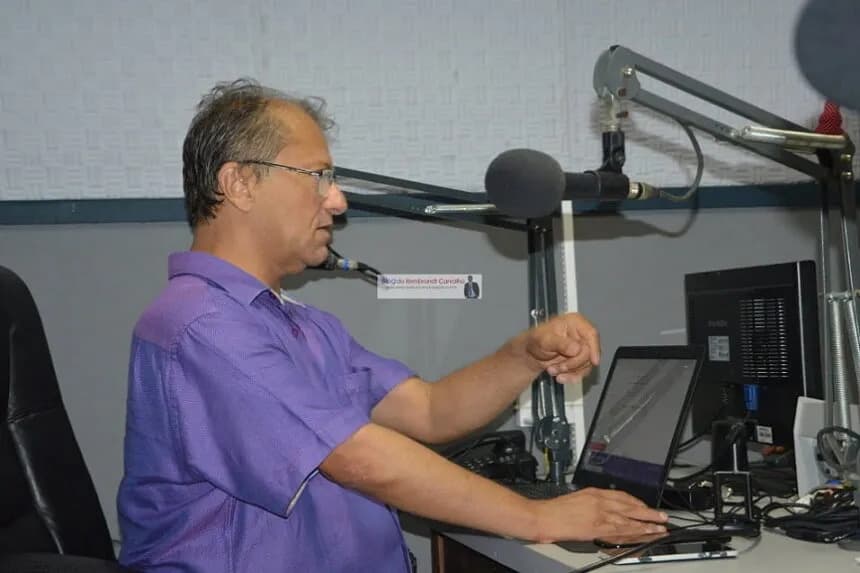 Morre o jornalista Rembrandt Almeida aos 52 anos