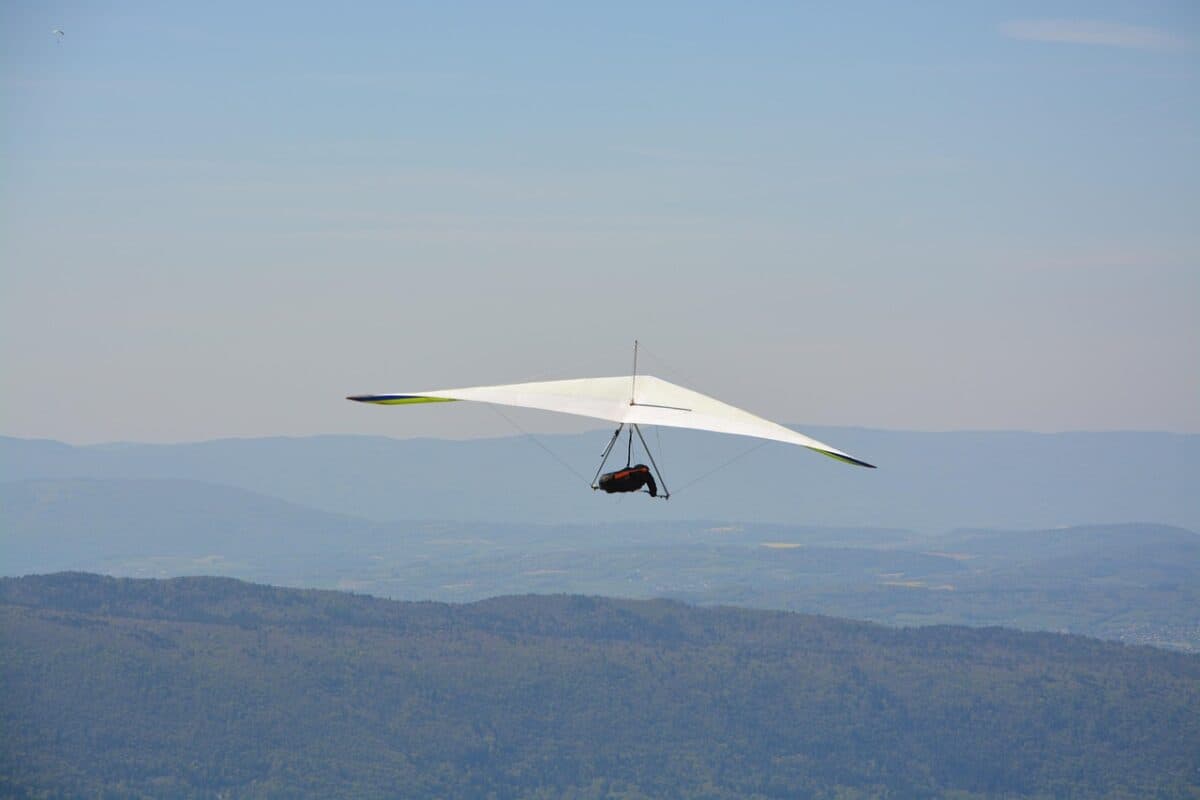 Morre turista estadunidense que caiu de asa-delta no Rio de Janeiro
