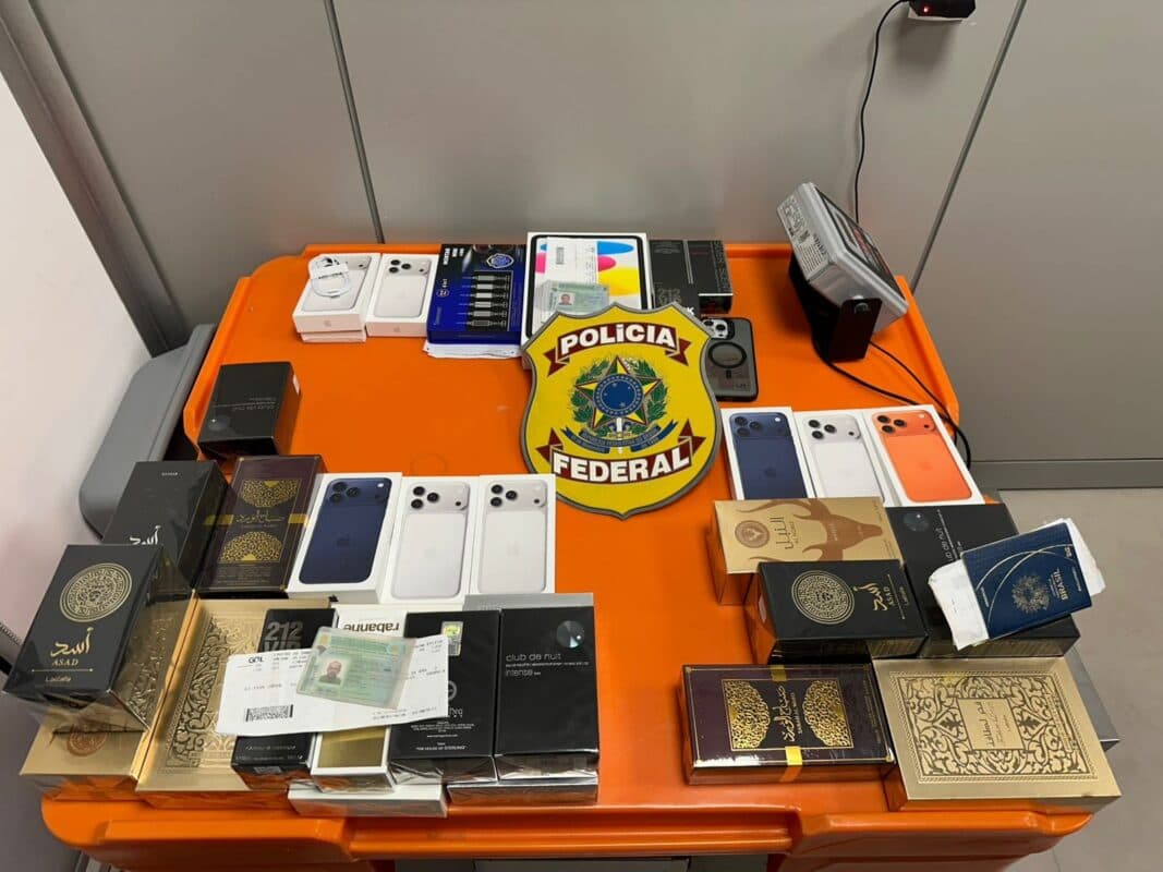 Polícia Federal prende trio e apreende perfumes e celulares sem nota fiscal, no Aeroporto Castro Pinto