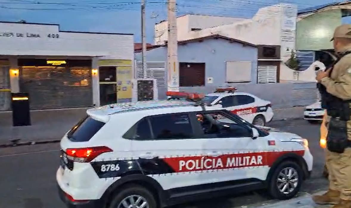 Homem tem casa invadida e é agredido com golpes de faca em São José de Piranhas