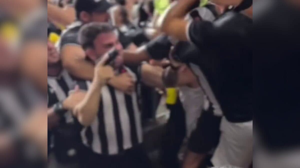 Ministério Público pede identificação, através de reconhecimento facial, de torcedor que sacou arma no Almeidão