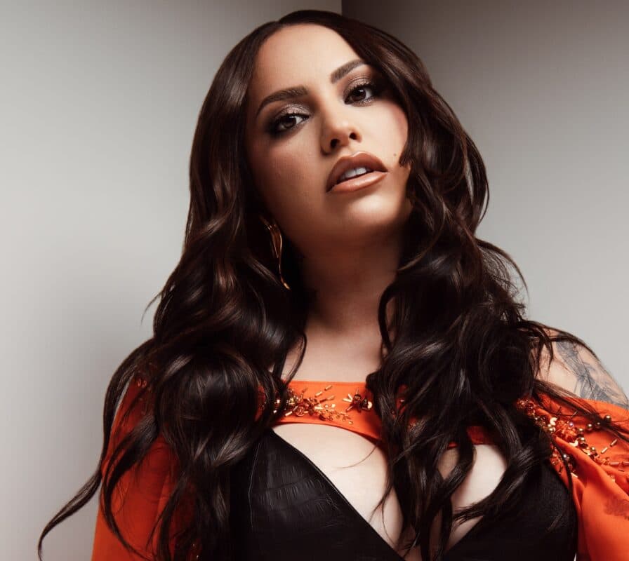 Raphaela Santos lança primeiro volume do projeto "Ao Vivo na Paraíba", DVD gravado em João Pessoa