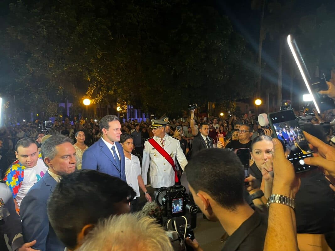 Lucas Ribeiro toma posse como governador da Paraíba anuncia criação do primeiro parque sensorial do autismo como medida de governo