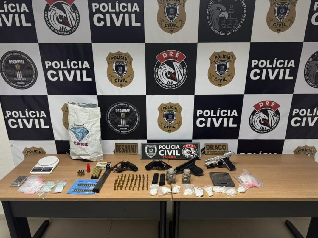Operação da Polícia Civil prende dois suspeitos por tráfico e apreende armas em João Pessoa