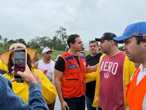 Governador Lucas Ribeiro coordena pessoalmente ações nos municípios do Vale do Paraíba atingidos pelas fortes chuvas
