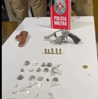 Catolé do Rocha: polícia apreende drogas e arma de fogo após ação contra o tráfico