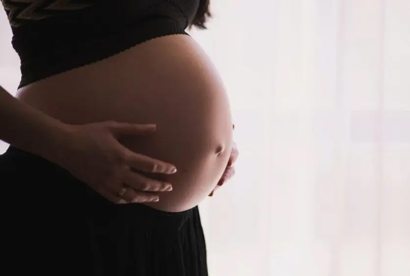 Governador sanciona lei que garante intérprete de Libras para gestantes com deficiência auditiva na rede pública de saúde da Paraíba