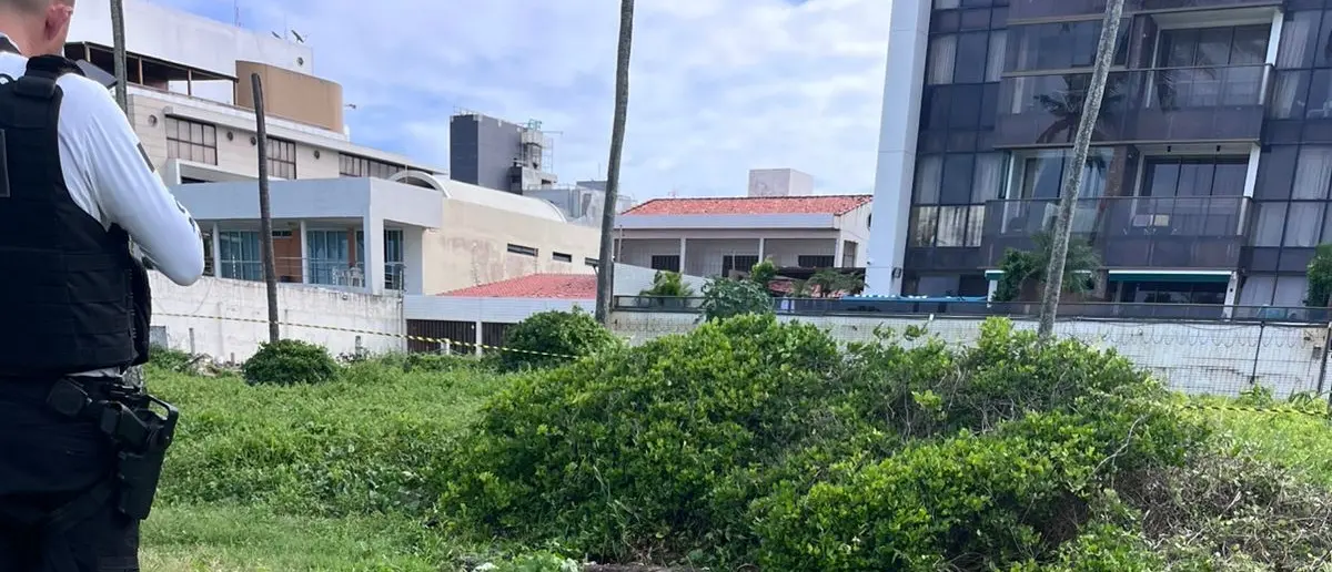Corpo é encontrado nas areias da Praia do Bessa, em João Pessoa