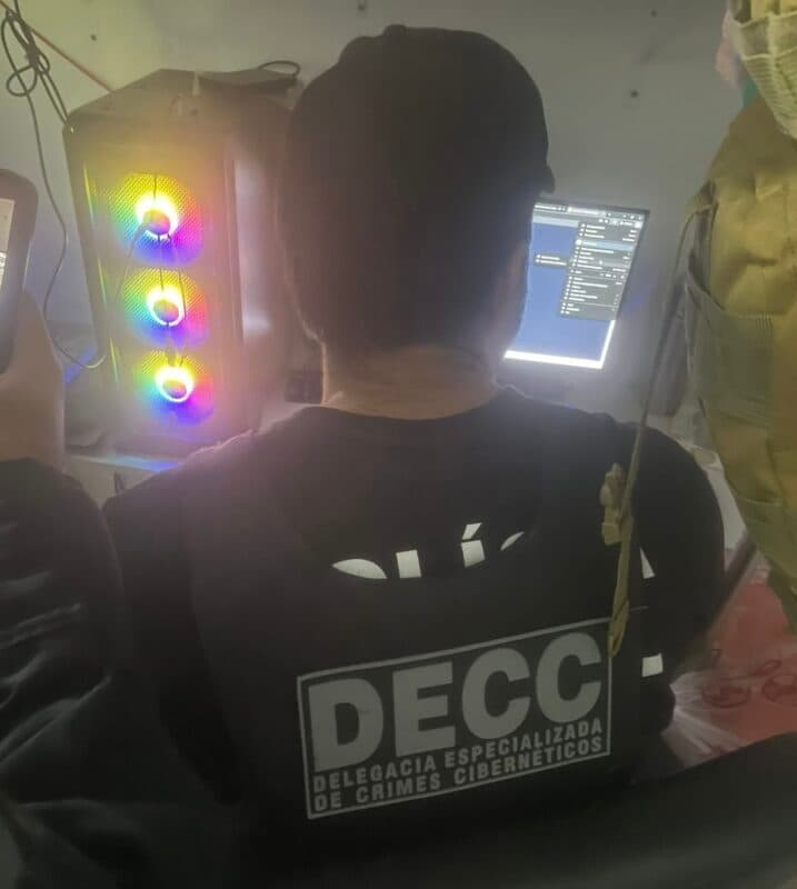 Polícia Civil prende suspeito de operar plataforma ilegal de streaming no Conde