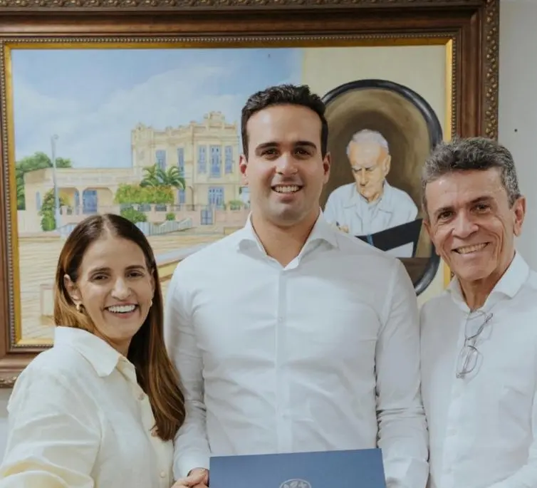 Governador recebe representantes do CINAB, Congresso sobre autismo e inclusão na Paraíba