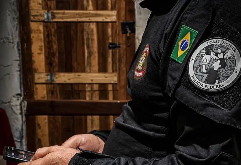 Operação contra armazenamento de conteúdo de abuso infantojuvenil cumpre mandado em Manaíra