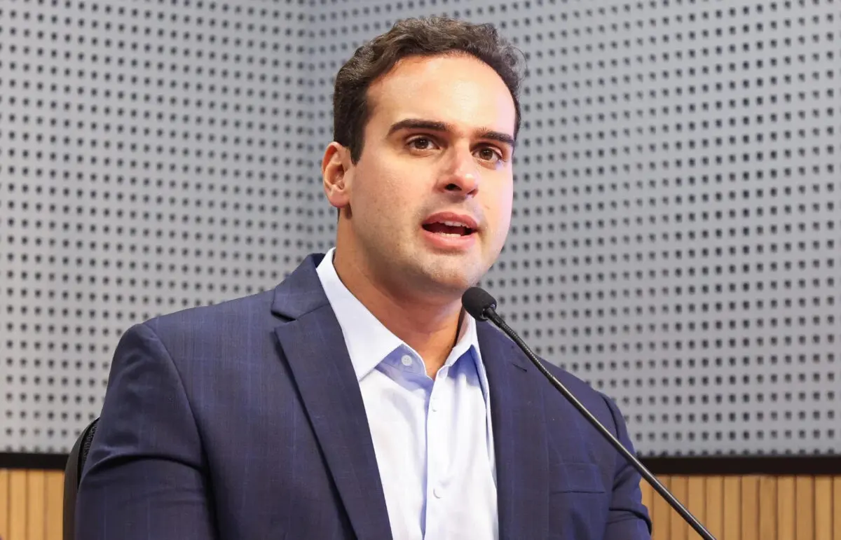"Nosso governo não tolera o crime organizado", assegura Lucas Ribeiro após operação que prendeu delegado e agentes