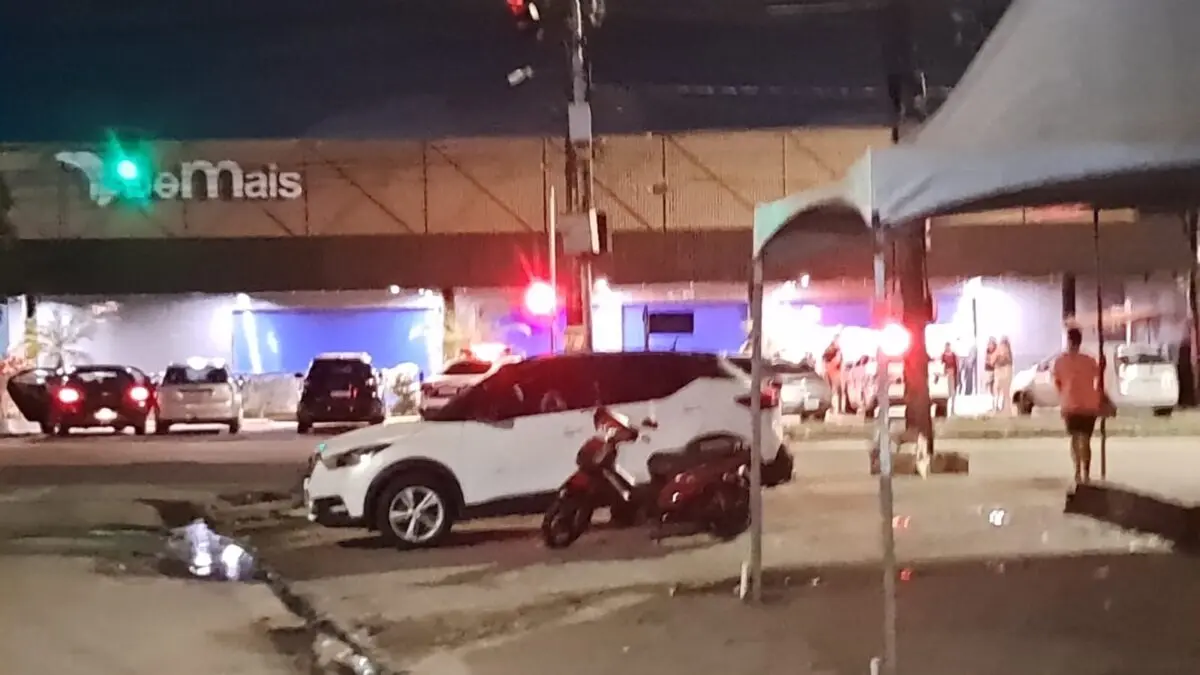 Suspeitos fazem reféns e assaltam supermercado em Oitizeiro; malotes roubados são recuperados